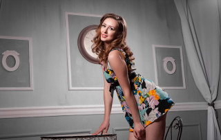 Woman dress table clock wall - a woman in a dress free wallpaper