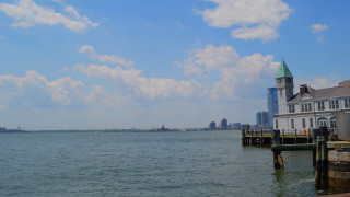 Hudson river building clock tower - a clock tower in the distance free wallpaper