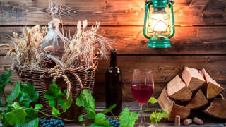 Basket grapes wine bottle lamp - bela čikoš sesija free wallpaper