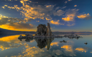 Lake rock formation clouds birds - a few bird free wallpaper