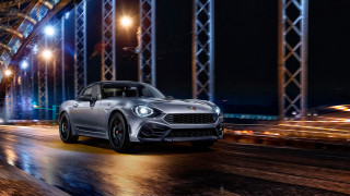 Silver sports car city night - correggio free wallpaper