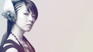 Woman necklace hair comb serious - fei danxu free wallpaper