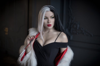 Gothic portrait woman blackdress redumbrella - a white wig free wallpaper