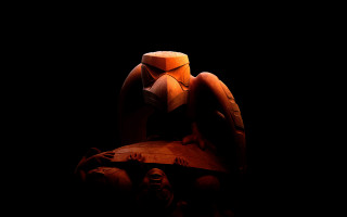 Bird statue wooden bench dark - an art deco sculpture free wallpaper for desktop