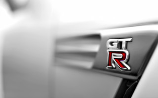Car emblem closeup r handle - redshift free wallpaper