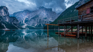 Lake mountains dock boat cloudy - david martin free wallpaper for desktop