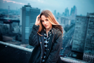 Balcony cityscape blonde portrait urban - alena aenami free wallpaper