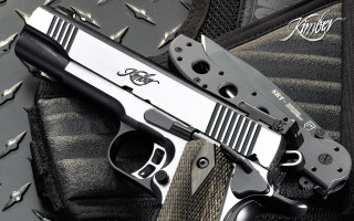 Gun scissors knife cobra puzzle - a black cloth free wallpaper