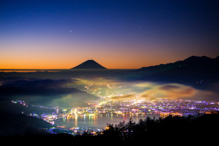 Amano mountain city lake night - amano free wallpaper