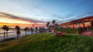 Sunset house palm trees bench - a matte painting free wallpaper for desktop