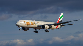 Large jetliner cloudy sky landing - its landing free wallpaper