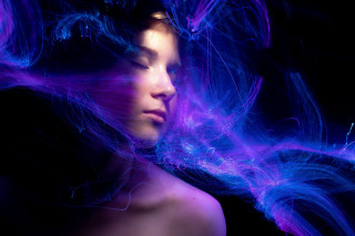 Woman wind streaks hologram light - the wind free wallpaper