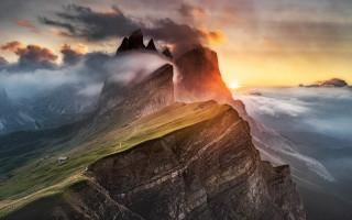 Mountain sunset clouds ocean horizon - tall peak free wallpaper