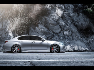 Silver car rocky mountain red - a silver car free wallpaper