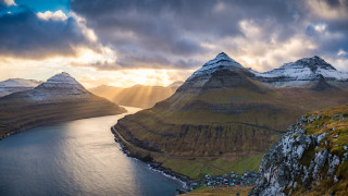 Mountain lake sky sunbeam beach - daniel lieske free wallpaper
