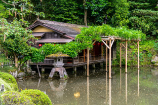 House pond trees bushes lanterns - japan eishōsai chōki free wallpaper