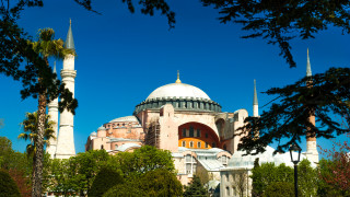 Dome clock building trees architecture - a large building free wallpaper for desktop