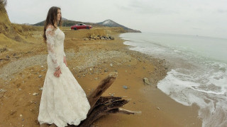 Woman white dress beach tree - avgust černigoj free wallpaper