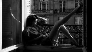 Woman sitting window sill blackwhite - a window sill free wallpaper