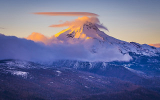 Mountain clouds pink sunset city - pinkish free wallpaper