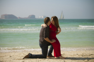 Beach embrace sailboat portrait illustration - free beach wallpaper