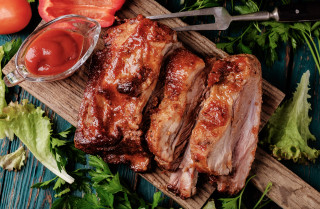 Cutting board meat vegetables knife 2 - sauce free wallpaper