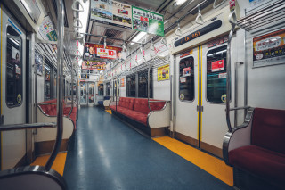 Subway car red seats typographic - andrew law free wallpaper