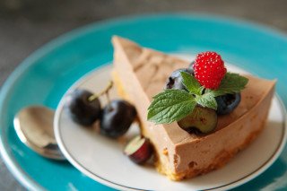Cake strawberry plate spoon food - a piece of cake free wallpaper
