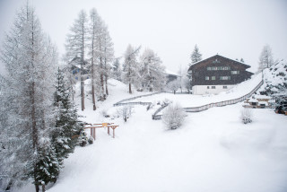 Snow covered hillside house trees - artur grottger free wallpaper