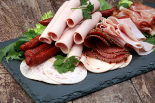 Meats vegetables slate platter wooden - romanesque free wallpaper