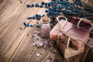 Soap lavender seasalt wooden table - product photography free wallpaper for desktop
