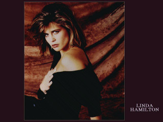 Woman black top posing arms 2 - alison kinnaird free wallpaper