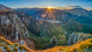 Mountain sunset valleys grassy horizon - arthur quartley free wallpaper