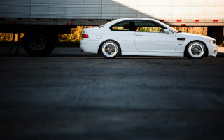 White car truck road grass - a semi truck free wallpaper