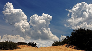 Large cloud sky dirt road - a large cloud free wallpaper