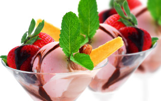 Berry mint parfait dessert food - free holidays wallpaper