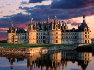 Castle lake sunset dawn clouds - bourgeoi free wallpaper