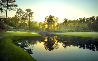 Golf course pond green trees 3 - a golf course free wallpaper