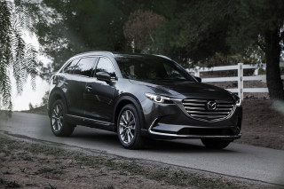 Gray mazda suv driving fog - conroy maddox free wallpaper