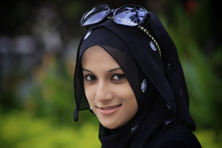 Woman headscarf sunglasses smiling green - portrait photography free wallpaper for desktop