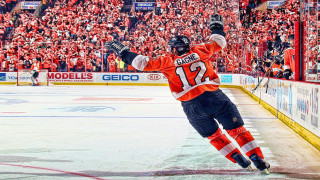 Hockey player celebration renaissance gritty - renaissance free wallpaper