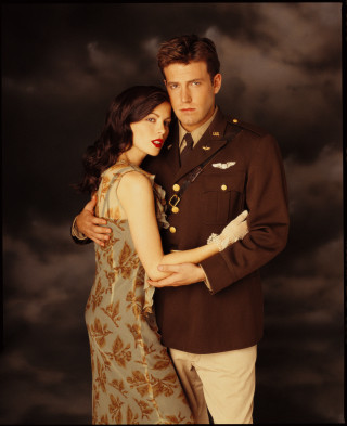 Military couple brown eyes sepia - a picture together in front free wallpaper