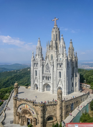 Cathedral cross sky clouds trees - el greco free wallpaper