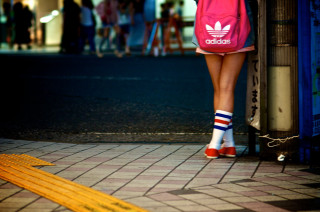 Woman pink adidas bag pole - a city street free wallpaper