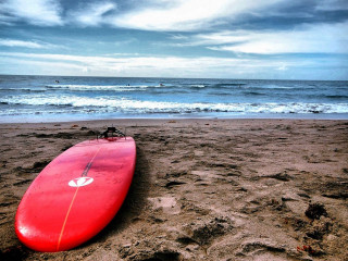 Red surfboard beach waves cloudy - summer free wallpaper