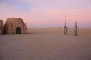 Desert small structure pink sky - a matte painting free wallpaper