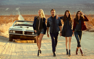 Group walking dirt road car - the side of the road free wallpaper