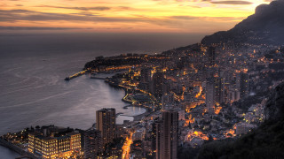 City night water mountain scenery - the foreground and a mountain in the background free wallpaper