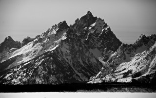 Mountain snow lake skyline nature - a sky line free wallpaper