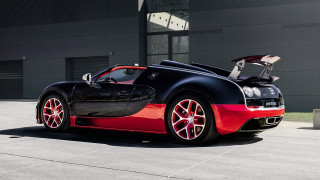 Bugatti parked building doors open - dr. atl free wallpaper